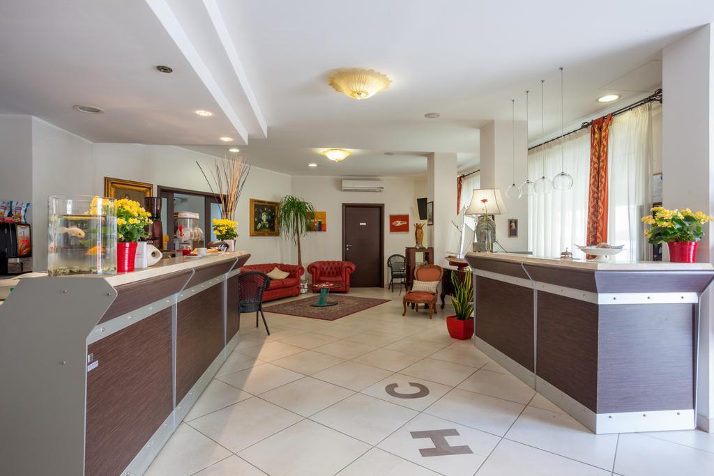 Hotel Caggiari Senigallia Extérieur photo